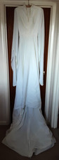Ladies Medieval/Renaissance Style Ivory Wedding Dress Bell Sleeves & Train