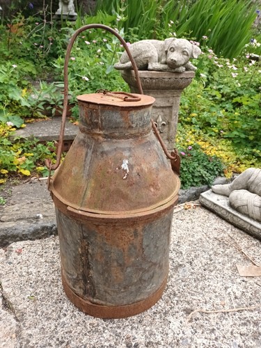 Vintage large metal milk can - ,