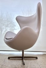Vintage Arne Jacobsen Leather