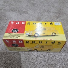 Lledo Vanguards 1:43