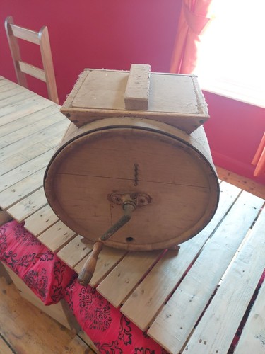 Old fashioned butter churn - fashioned,