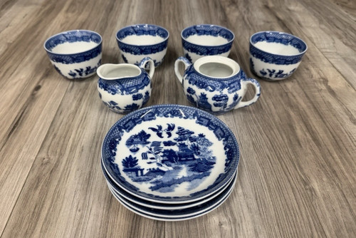 Vintage blue willow - blue, child