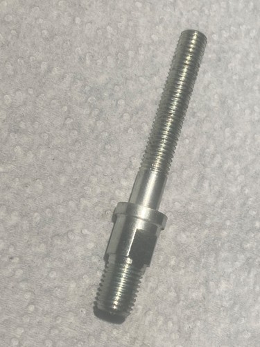 Norton clutch spring stud - clutch, 04