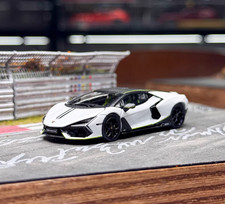 AL HH 1:64 White Revuelto