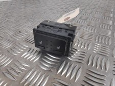 2019 TOYOTA CAMRY V7 , VA7 , VH7 HEATED SEAT CONTROL SWITCH 84752-33170