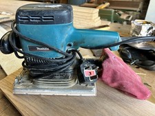 Makita 9046 Orbital Sander 240V 600W with Dust Bag
