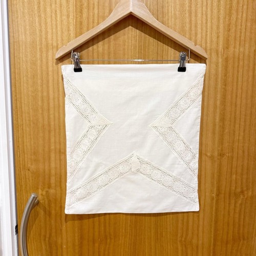 Item square lace pillow - item:,