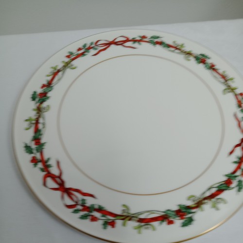 Holly ribbons royal worcester - holly,