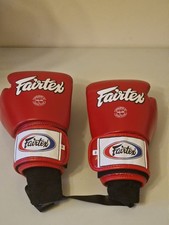 Fairtex Gloves Muay Thai Kick Boxing MMA BGV5 Size 10oz Red With Deodorizers