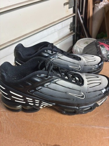 Nike air max - max, tuned