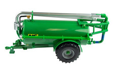 Britains Roadside Slurry Tanker NC 2500 Green 1:32 Scale 43253