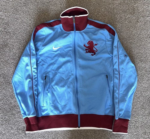 Aston villa 2010 2011 - villa, 2010/2011
