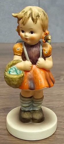 Goebel hummel school girl - hummel,