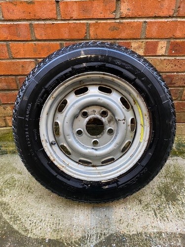 Porsche 911 944 - spare, wheel