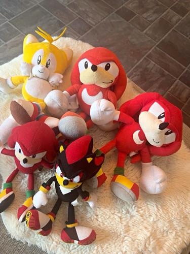 Rare vintage sonic plush - rare,