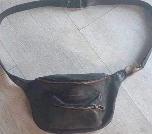 Vintage black leather - black,