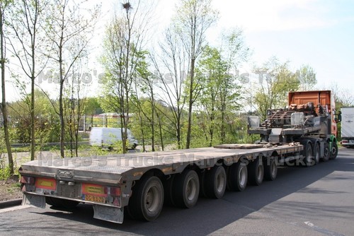 Truck photo platform trailer - truck,