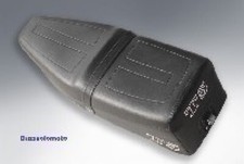 Vespa T5 Mk1 Bench Seat in Black White Logo 000418