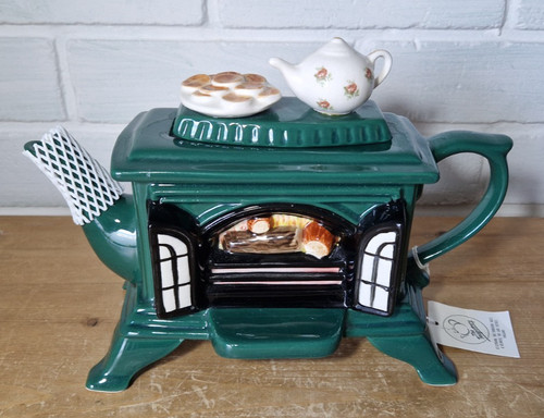The teapottery novelty teapot - the,