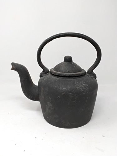Vintage cast iron kettle - iron,