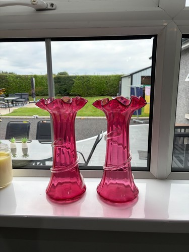Vintage cranberry vases - ,