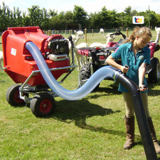 Trafalgar Paddock cleaner PC500 Swivel Paddock cleaner horse Pooh Collector 