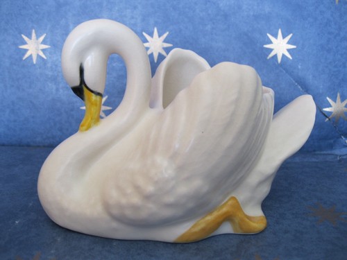 Sylvac swan figurine white - sylvac,