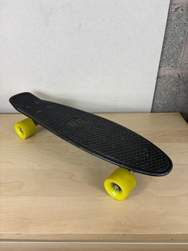 Black green penny - black, board