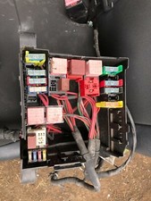 fuse box with relays fuses 2.0