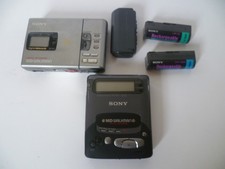 Playing NO DISPLAY SONY MZ-R30