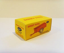 DINKY TOYS No. 341 - LAND ROVER TRAILER - Superb repro / display box only