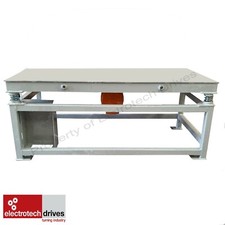 6.5ft x 3.2ft Single/Three Phase Vibrating Tables c/w Variable Speed Controller 