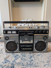 HITACHI TRK-8155 E Boombox -