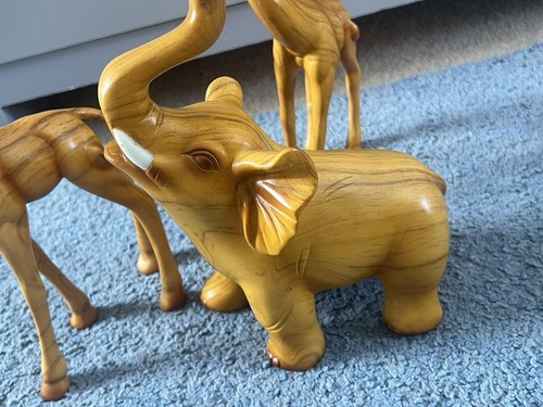 Vintage wooden giraffe and