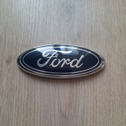 Genuine ford oval badge escort - ford,