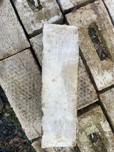 Reclaimed yellow stock bricks - reclaimed,