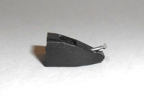 Replacement diamond stylus for - replacement,