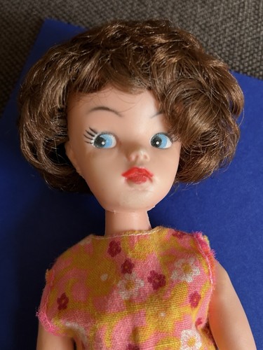 Vintage 1960s or 1970s - 💛,