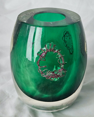 Gorgeous studio glass vase