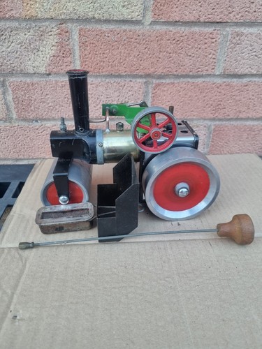 Mamod steam engine - steam,