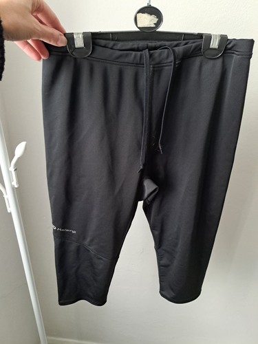 Black cropped leggings - cropped, by