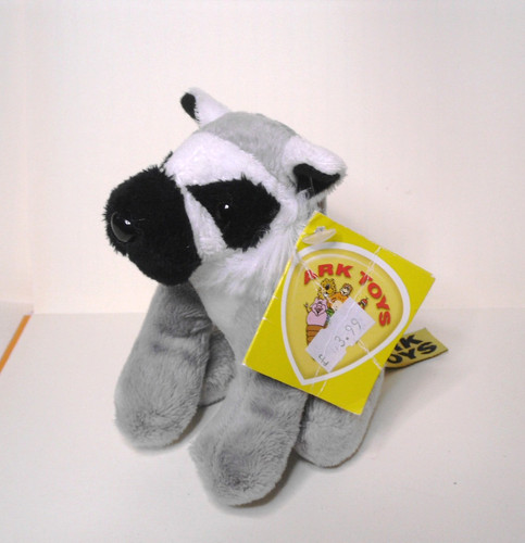 Ark toys grey ring - ark, ring-tailed