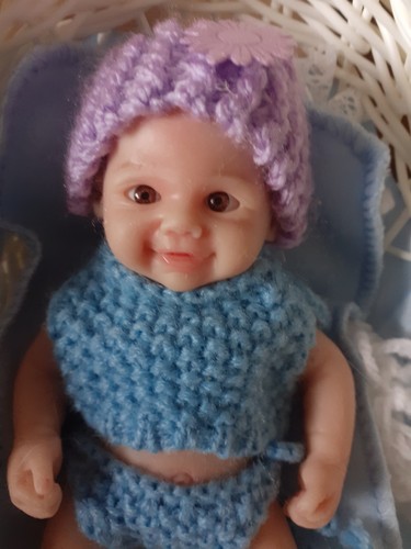 Mini silicone baby girl - 6",