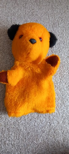 Sooty show hand - (, 4
