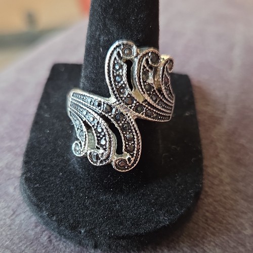 Silver tone swirl cocktail - swirl,