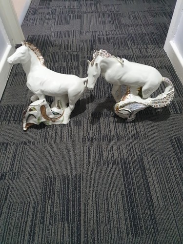 Galos porcelain horse - galos,