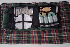 Picnic Rucksack Includes Blanket Cutlery and Crockery Set for 4 People