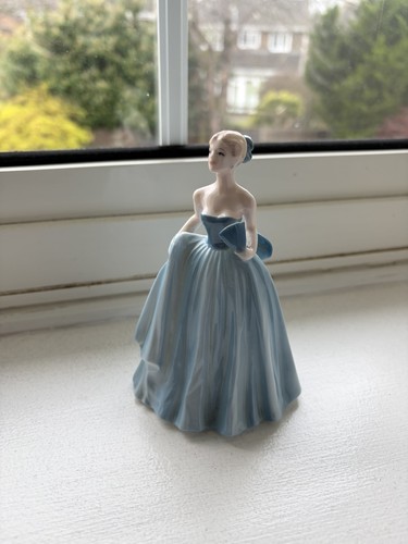 Boxed coalport china debutante - boxed,