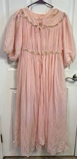 1970’s Vtg Long Robe & Nightgown Set Peignoir Pink Medium ILGWU Flowers Green