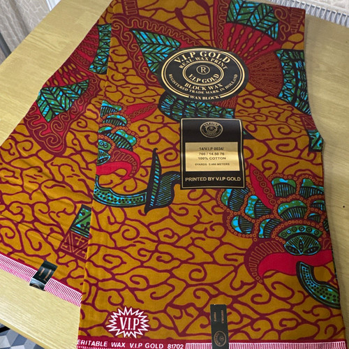 Gold wax print 100 - v.i.p, 100%